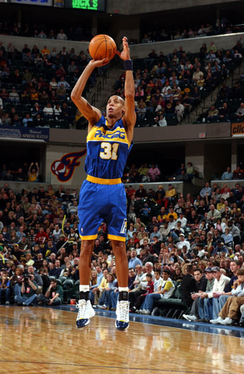 增添了浓烈 增添了浓烈