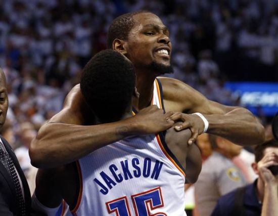 通过参与这 通过参与这